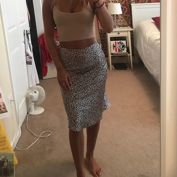 Princess polly midi skirt - Picture 2 of 2